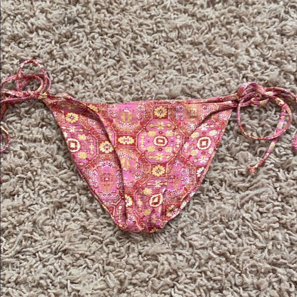 Frankie bikini tie bottoms. Size x small